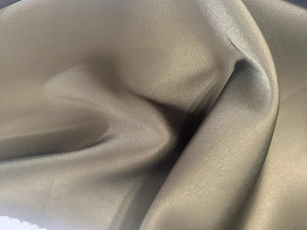 Imitated silk 