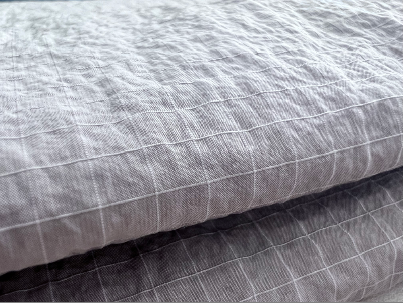 SP00742.Wrinkle. Casual clothes. Outdoor sports. Regeneration and environmental protection♻